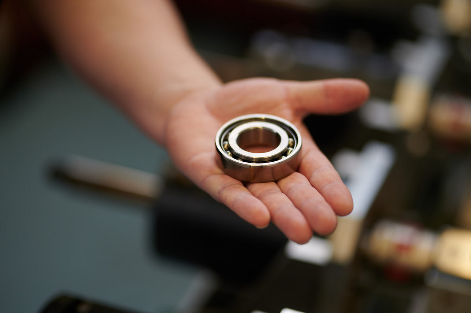 Prüflager für tribologische Prüfungen in SRV-Testsystemen - Prüfkörper - Schmierstoffe - Optimol instruments